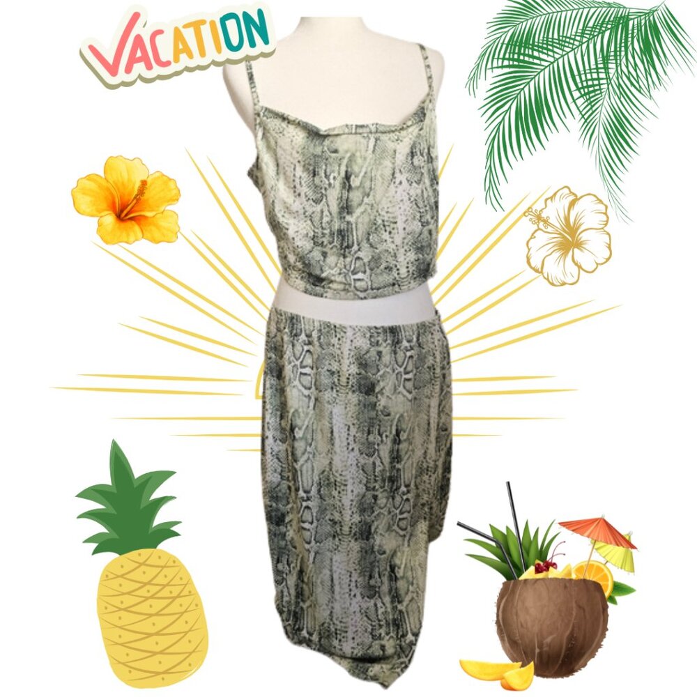 2x Green Snake Print Top and Skirt Set